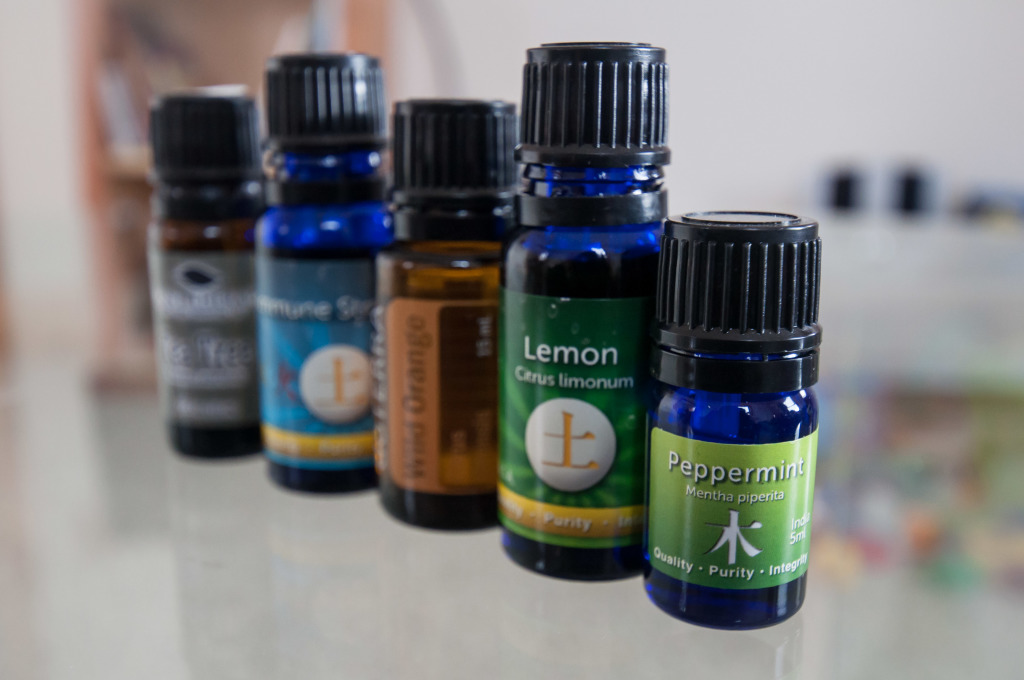 essential oils sensory play smells-3